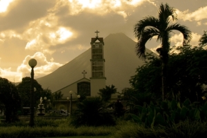 costa-rican-church